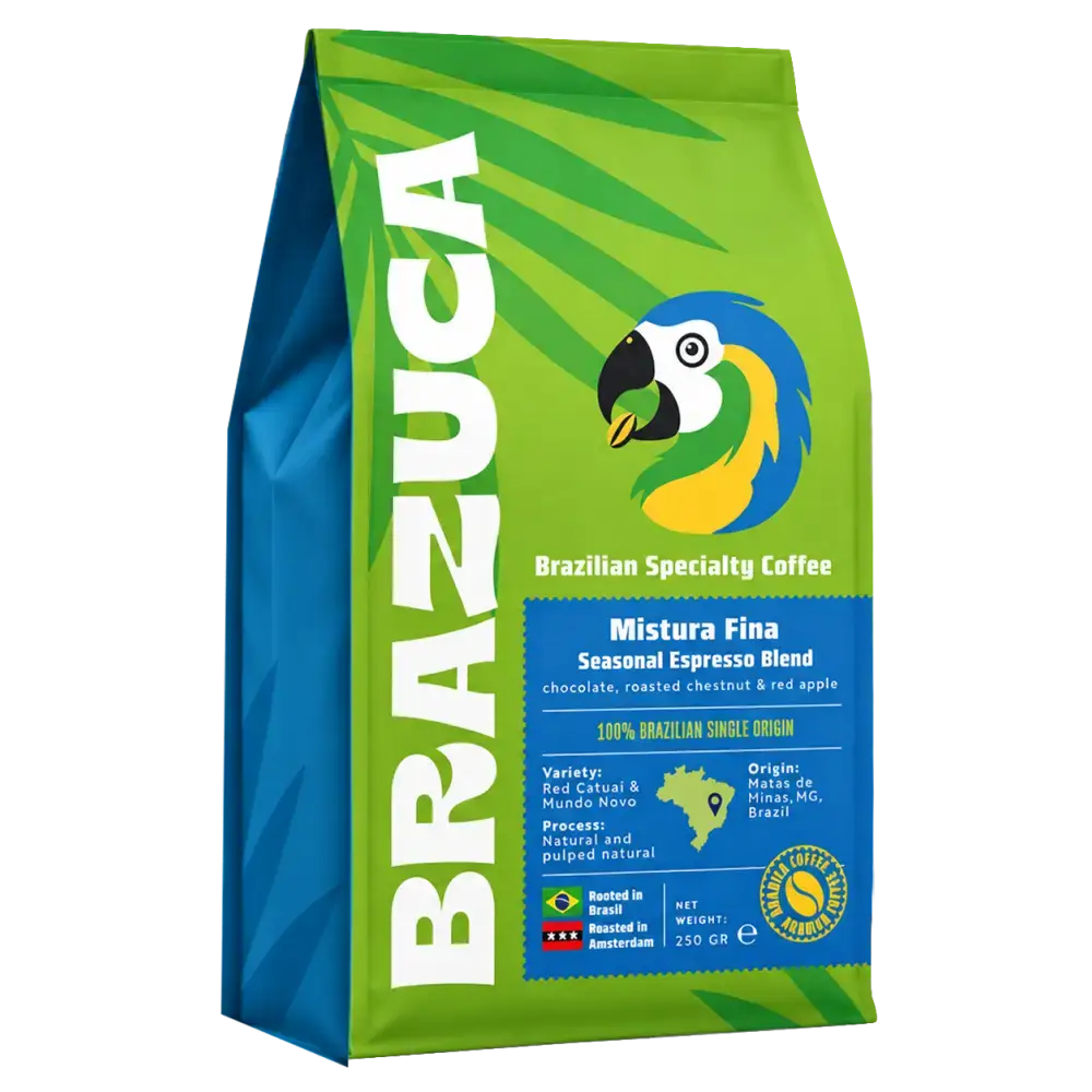 Groene Brazuca-zak Mistura Fina espressoblend van het seizoen, 250 g, chocolade, geroosterde kastanje en rode appel
